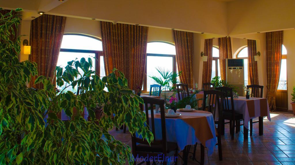 Old City Inn Hotel Bakoe Buitenkant foto