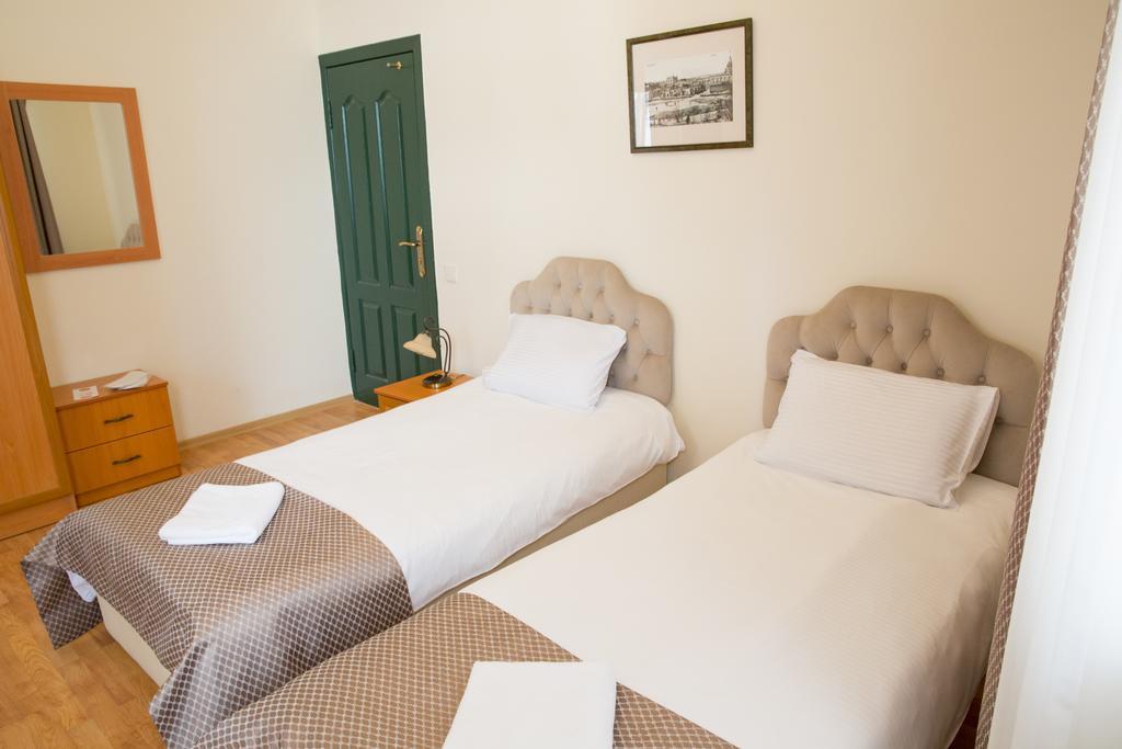 Old City Inn Hotel Bakoe Buitenkant foto