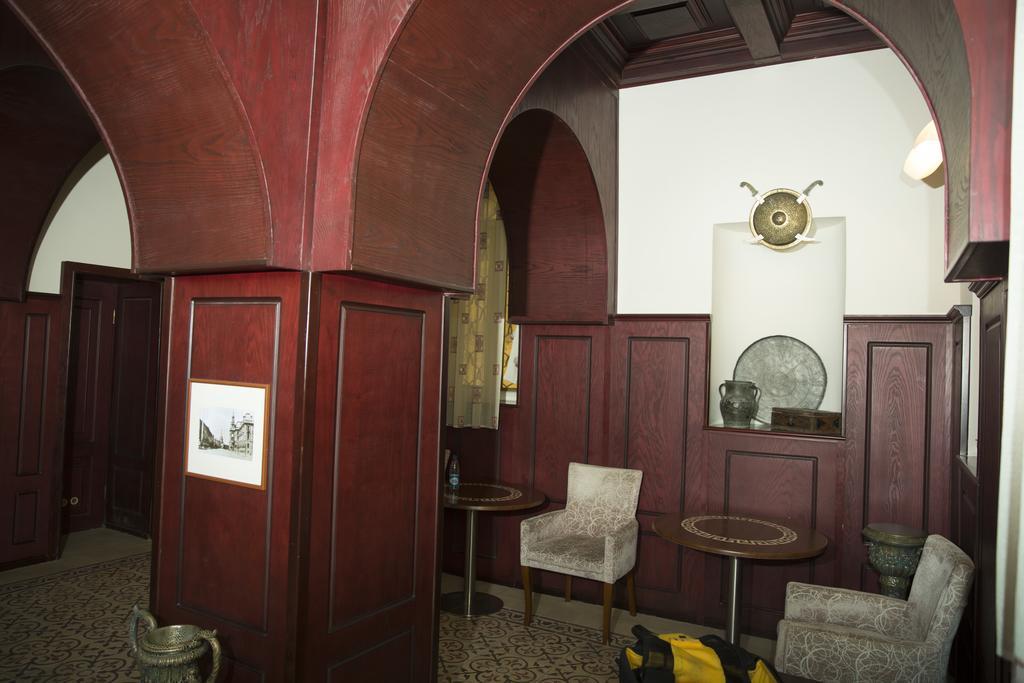 Old City Inn Hotel Bakoe Buitenkant foto